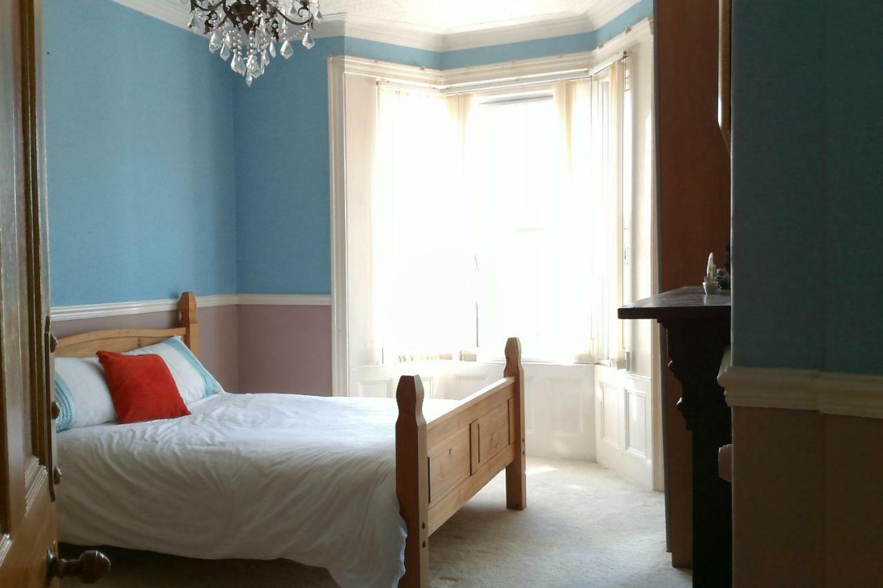 Beautiful Victorian House Hotel Cardiff Esterno foto
